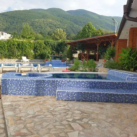 House Kubrat Guest house *