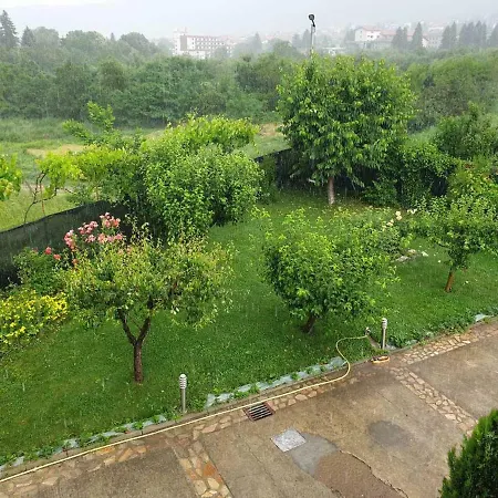 House Kubrat Guest house