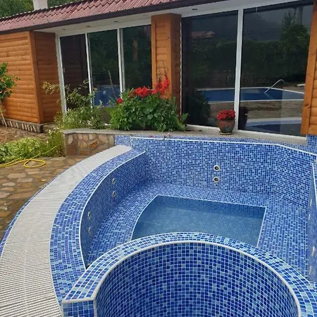 House Kubrat Guest house *