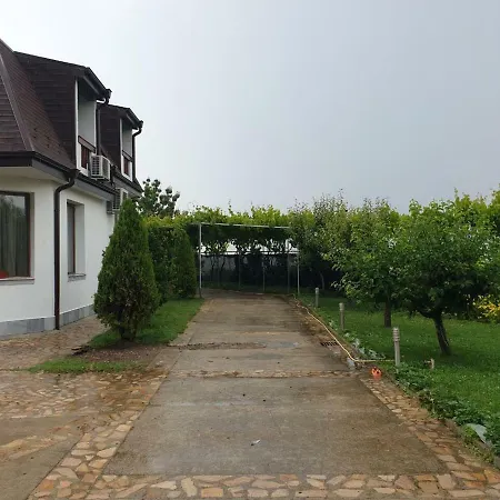 Guest house House Kubrat *
